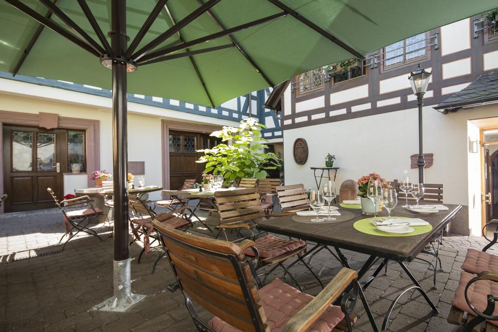 Hotel und Weinhaus Zum Krug Eltville am Rhein Exterior foto